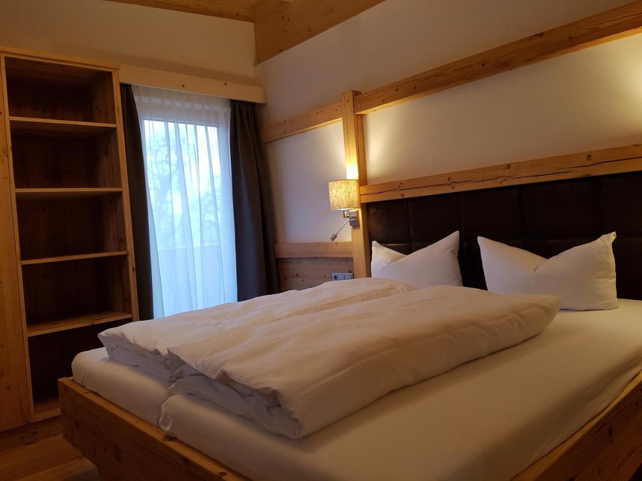 Kristall Apartment *