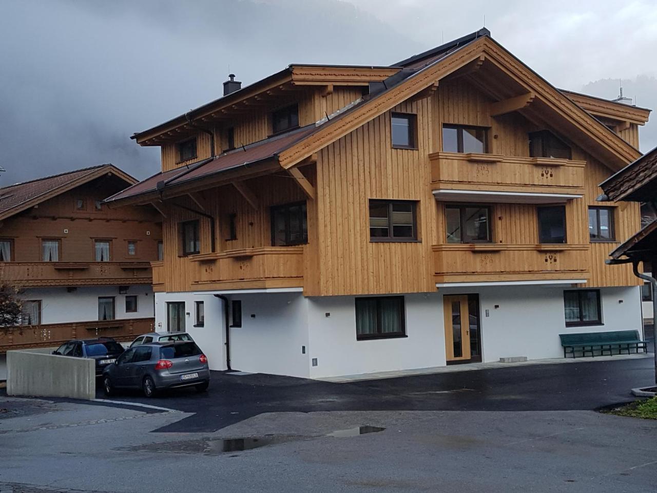 Kristall Appartement *