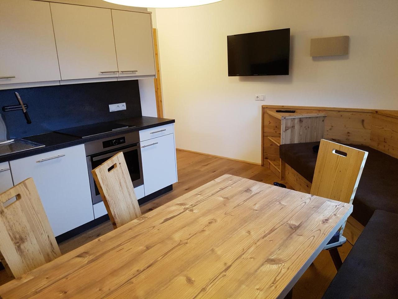 Kristall Apartment